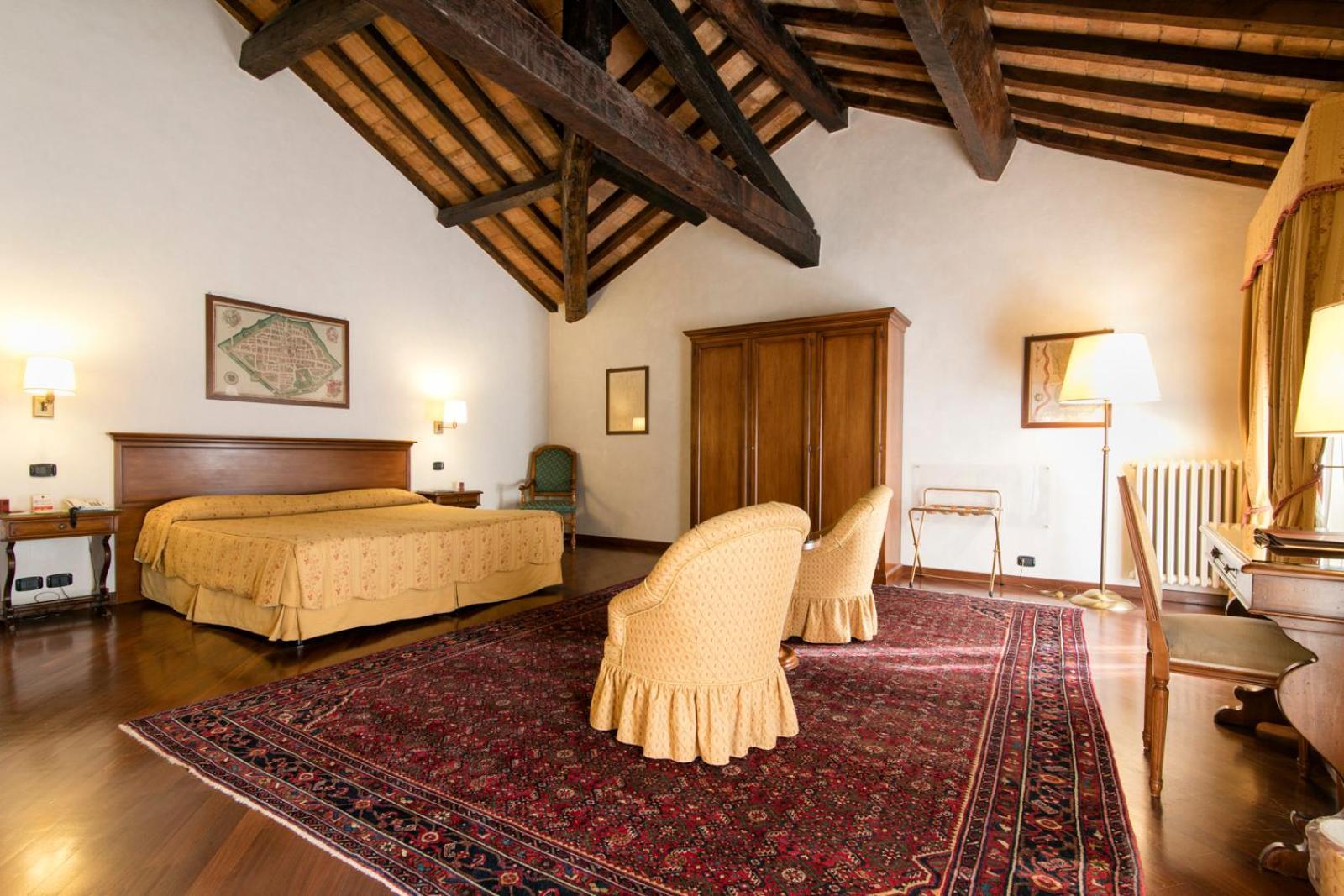 Delle Notarie Hotel 4*