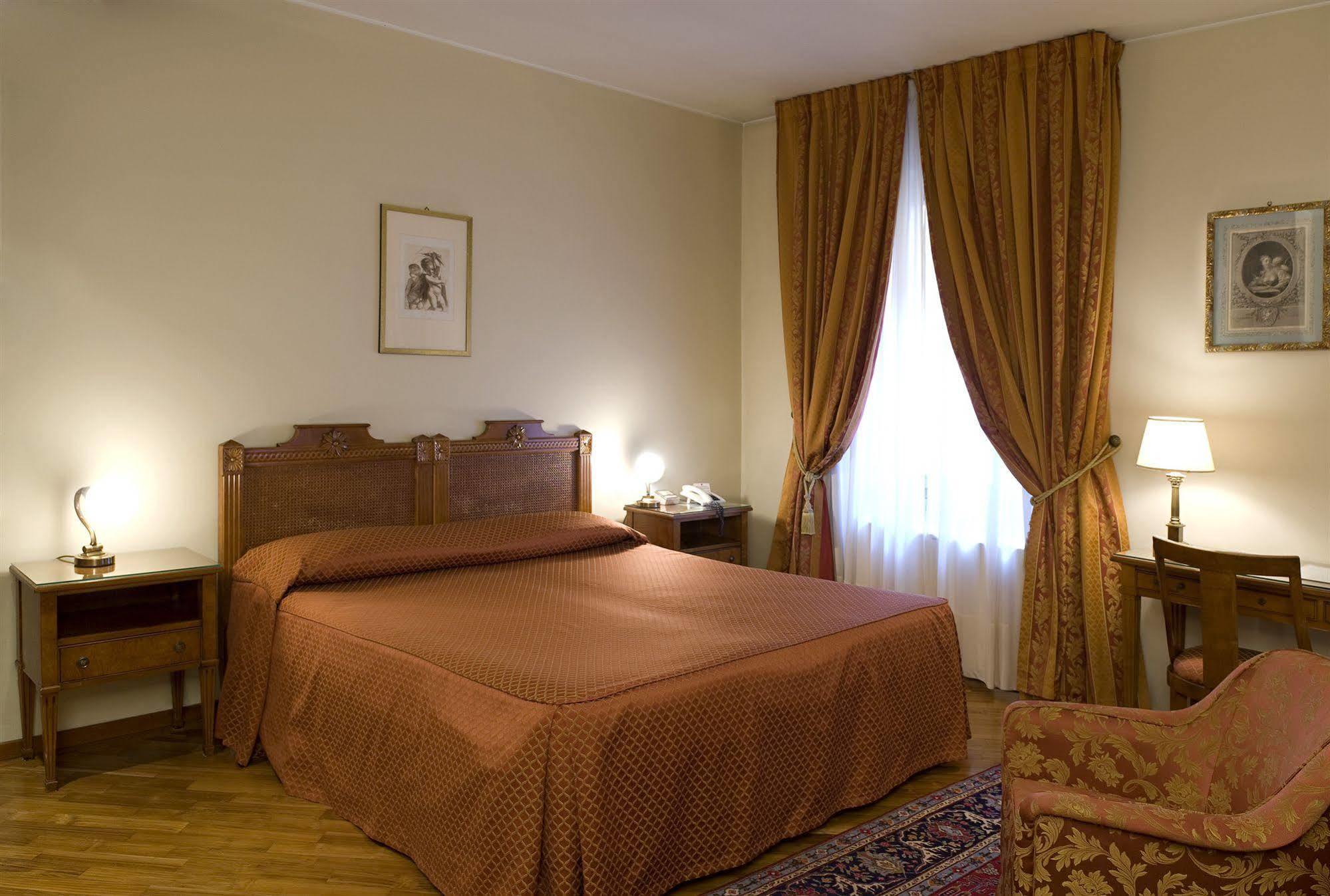 Delle Notarie Hotel 4*